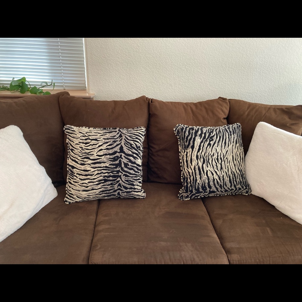 2 animal print pillow cases 17 X 17 thick material